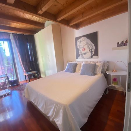 Casa Vacanze Chez La Reine - Holiday Home Vicenza Luaran gambar