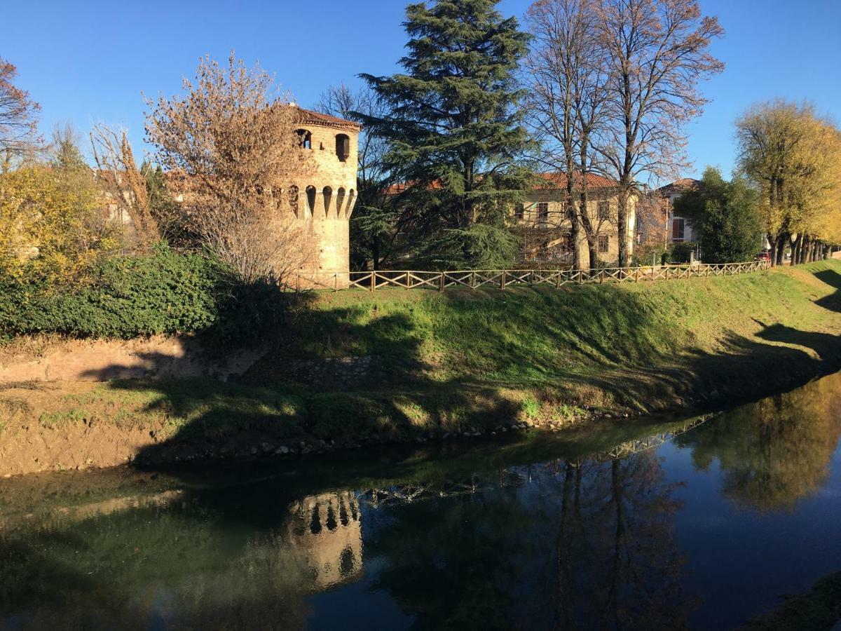 Casa Vacanze Chez La Reine - Holiday Home Vicenza Luaran gambar