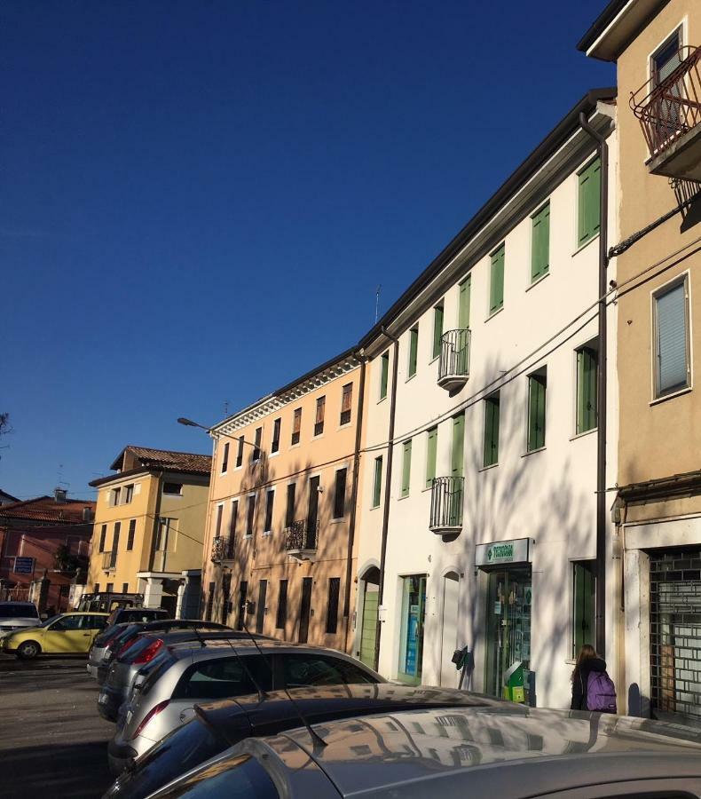 Casa Vacanze Chez La Reine - Holiday Home Vicenza Luaran gambar